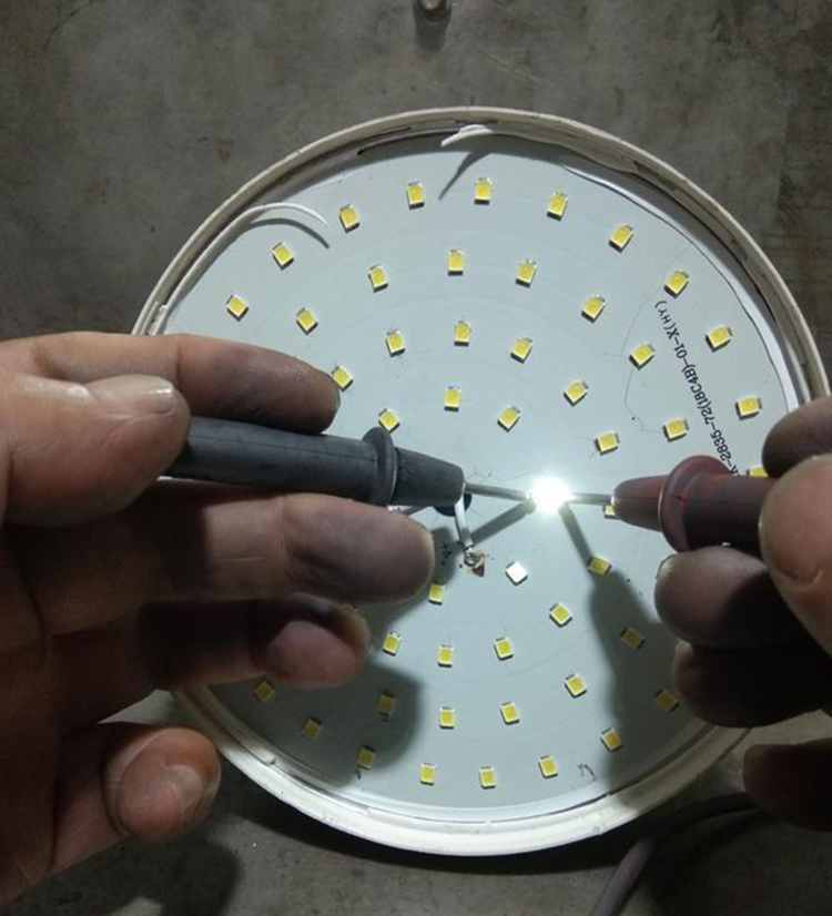 Wissen Sie, wie man LED-Bühnenleuchten repariert?